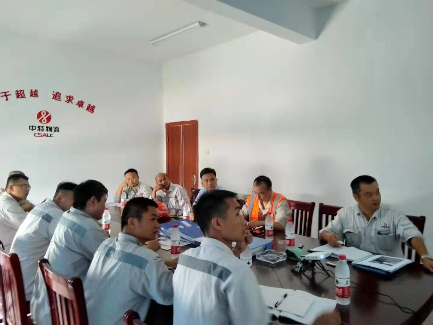 攸能電廠廠長龍維智參加攸能企業(yè)站周安全學(xué)習(xí)日活動